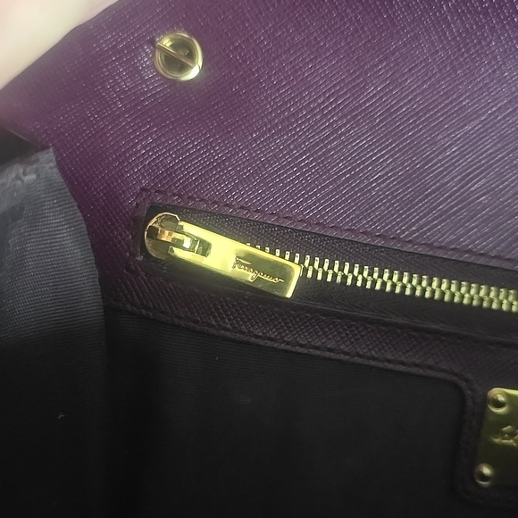 Salvatore Ferregamo Vera Bow Purple Leather Chain Crossbody (VERY GOOD)(COA)💜✨️ - Picture 6 of 14